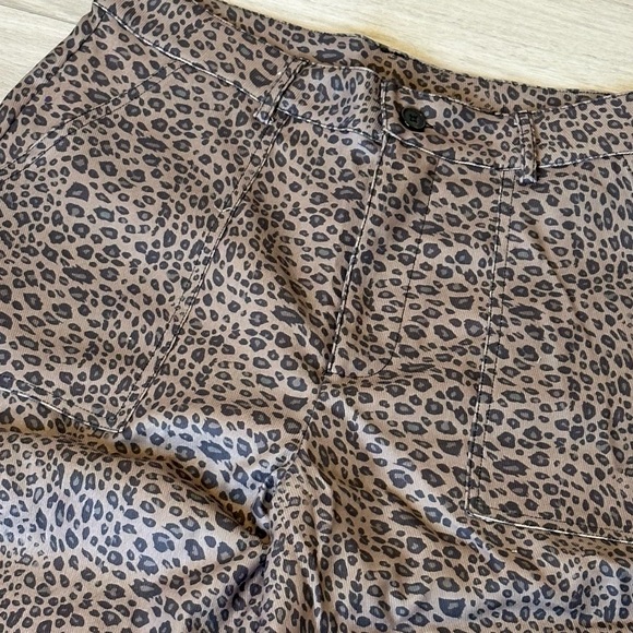 Leopard pants - Picture 11 of 12